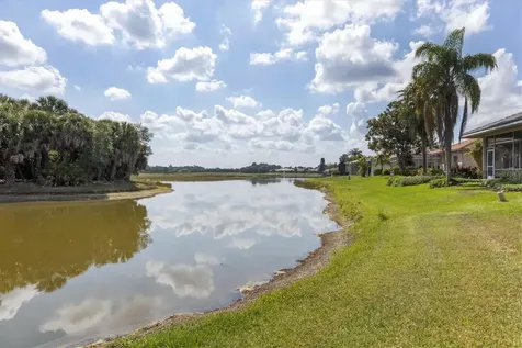 8501 Park Shore Lane Sarasota FL 34238