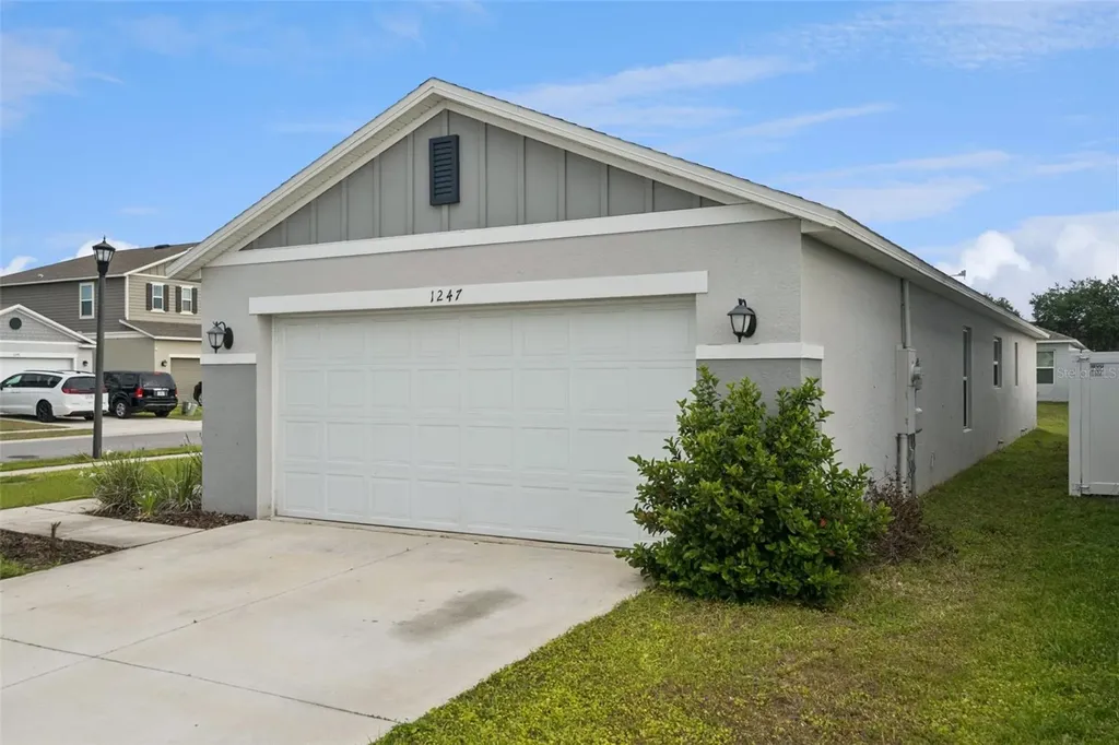 1247 Papaya Circle Davenport FL 33897