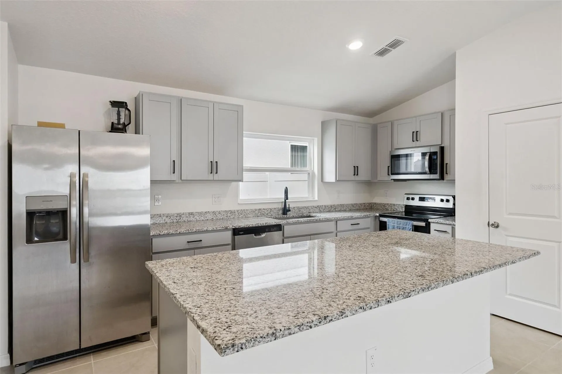 1247 Papaya Circle Davenport FL 33897