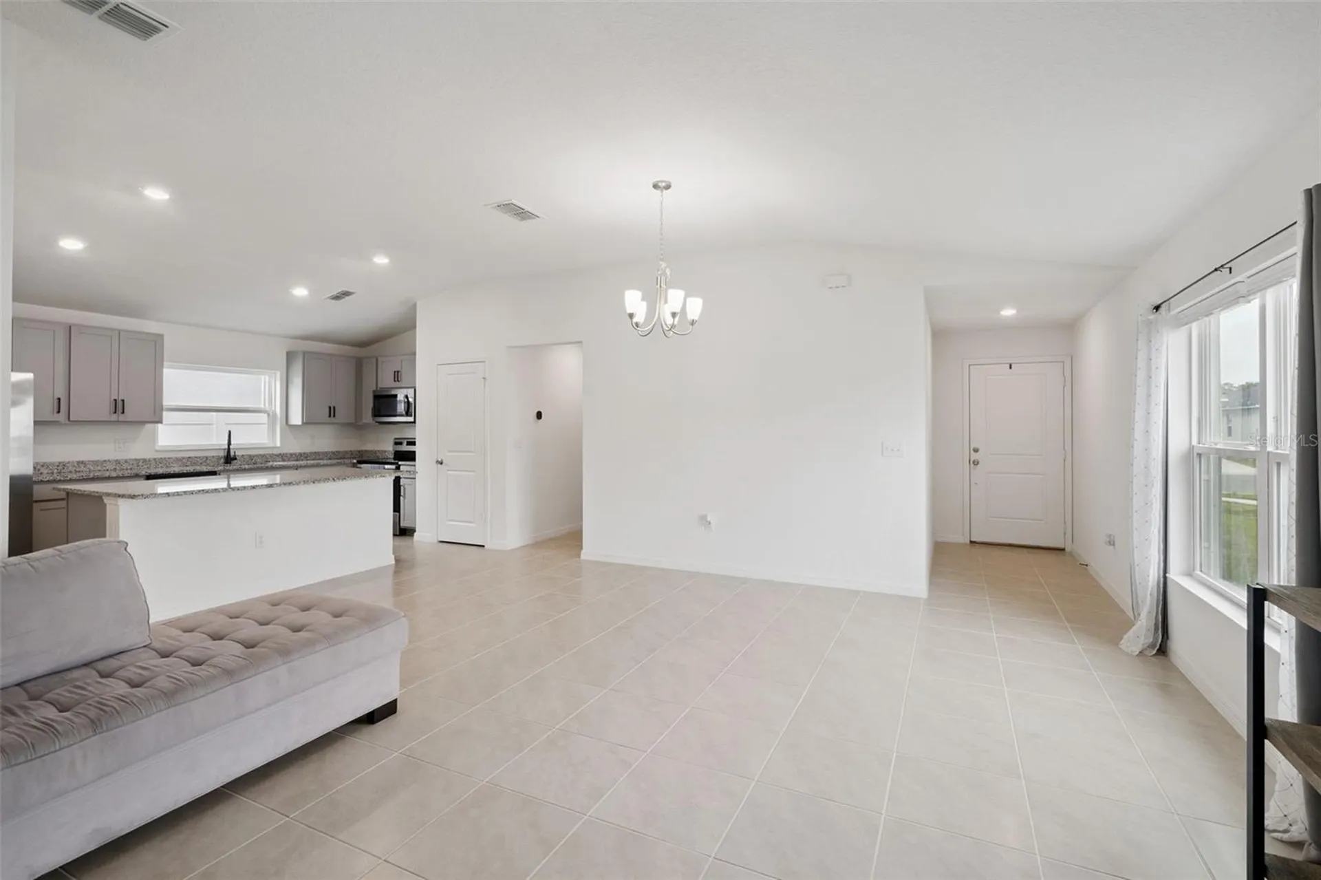 1247 Papaya Circle Davenport FL 33897