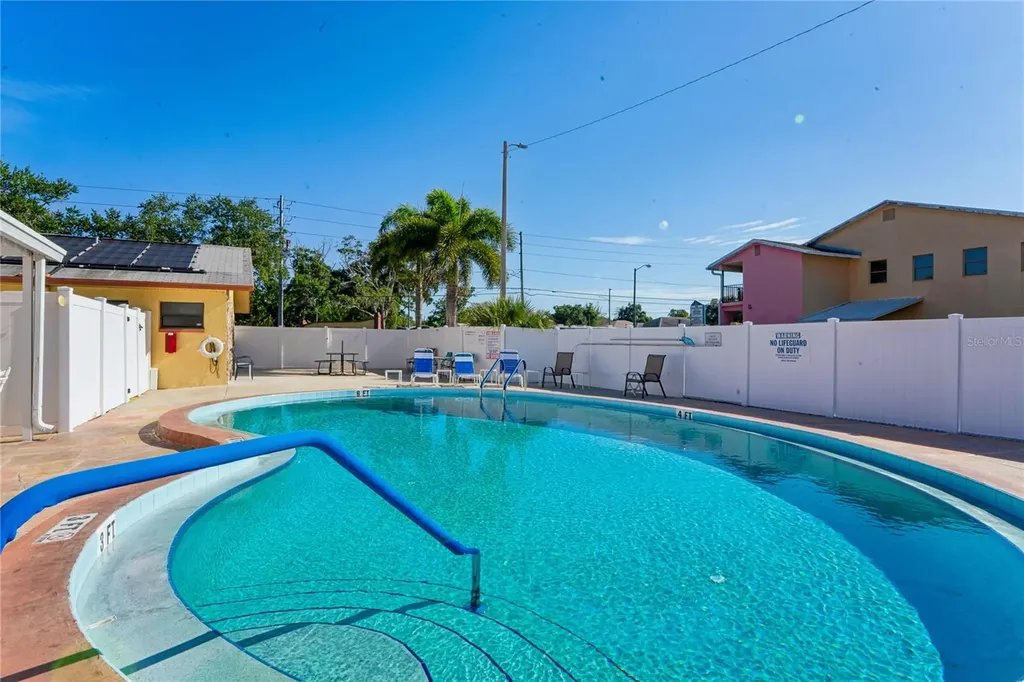 6950 46th Avenue N St Petersburg FL 33709