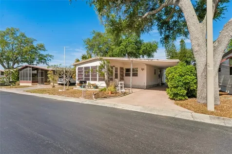 6950 46th Avenue N St Petersburg FL 33709
