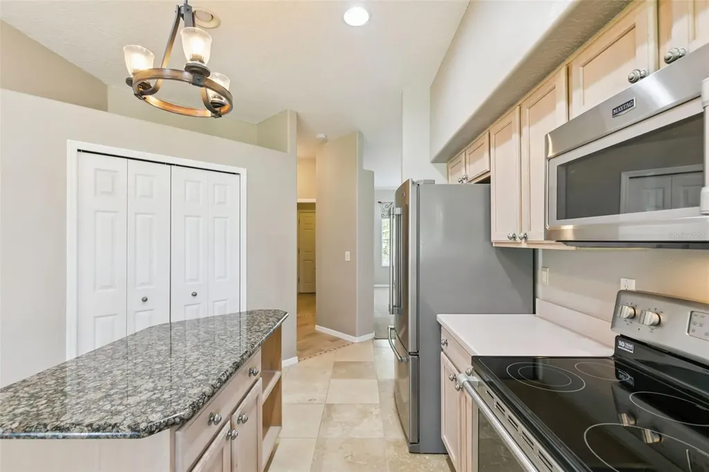 237 Strathmore Circle Kissimmee FL 34744