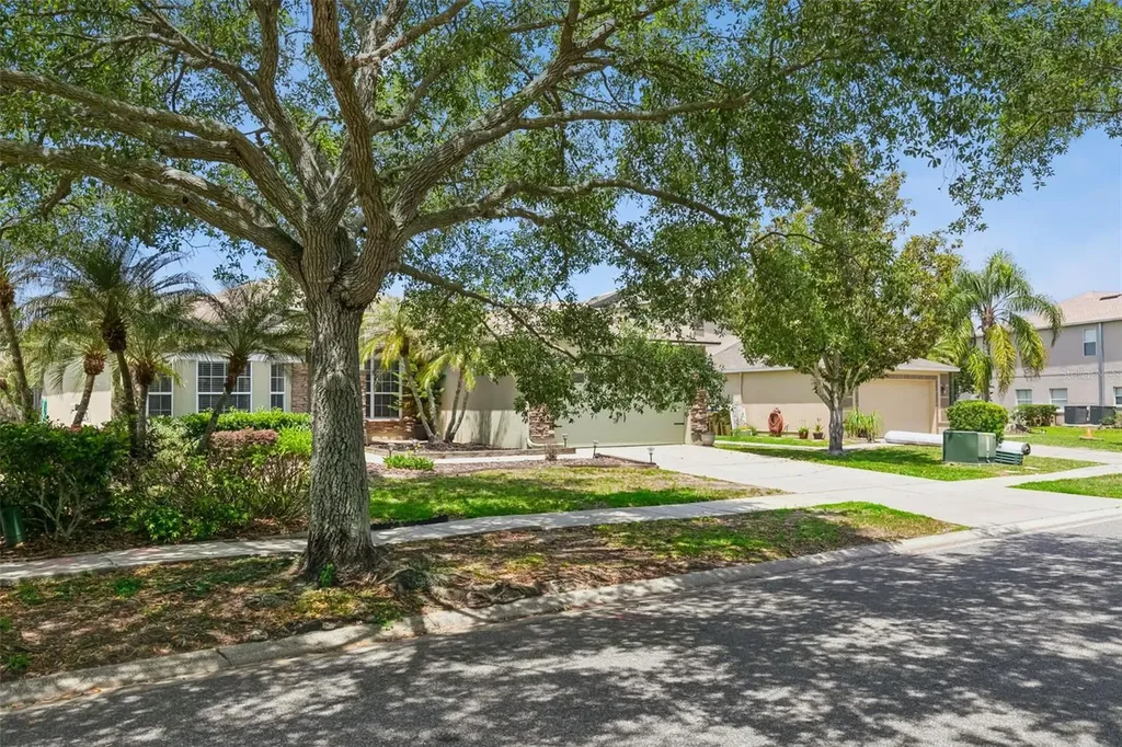 237 Strathmore Circle Kissimmee FL 34744