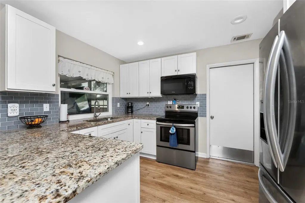 557 Magnolia Avenue NW Port Charlotte FL 33952