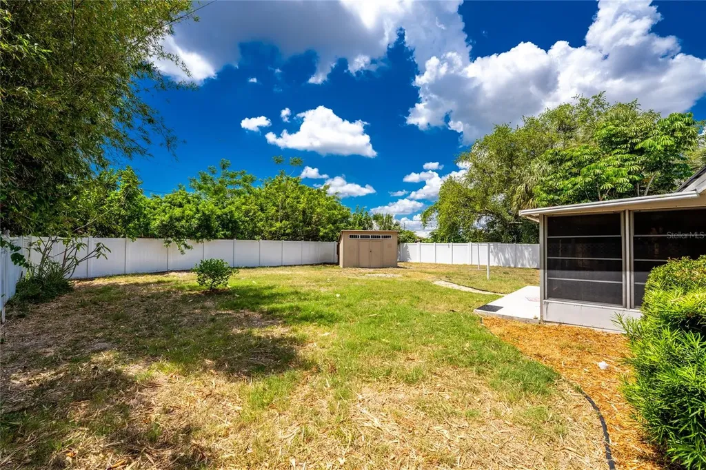 557 Magnolia Avenue NW Port Charlotte FL 33952
