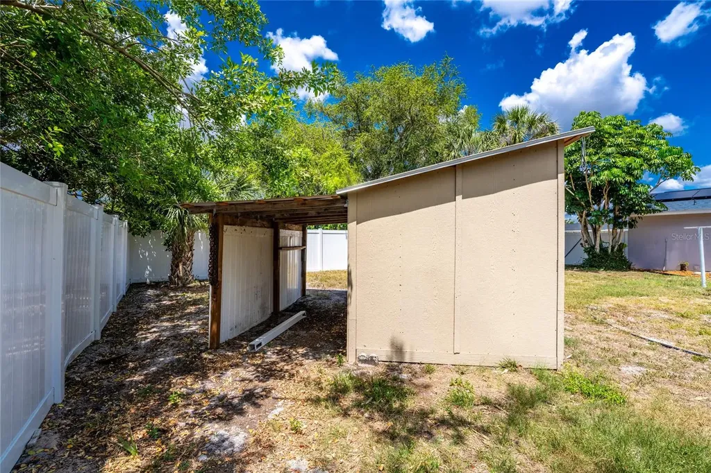 557 Magnolia Avenue NW Port Charlotte FL 33952