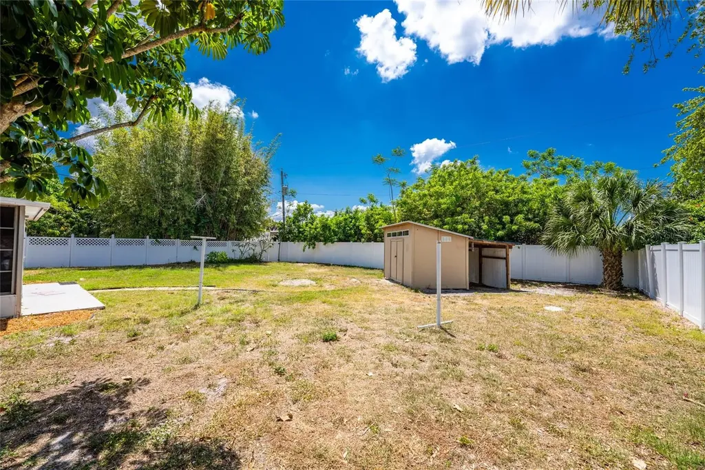 557 Magnolia Avenue NW Port Charlotte FL 33952