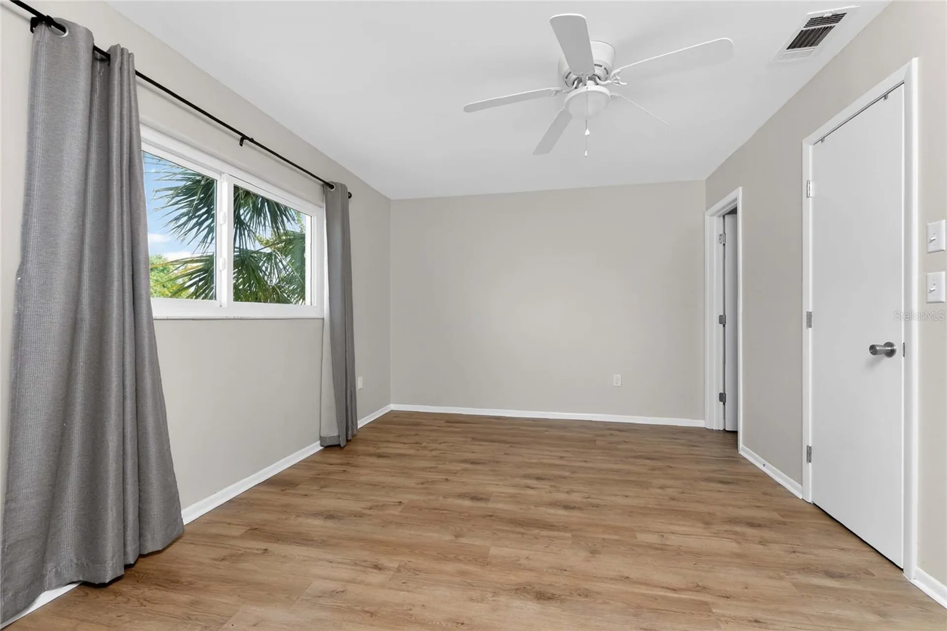 557 Magnolia Avenue NW Port Charlotte FL 33952