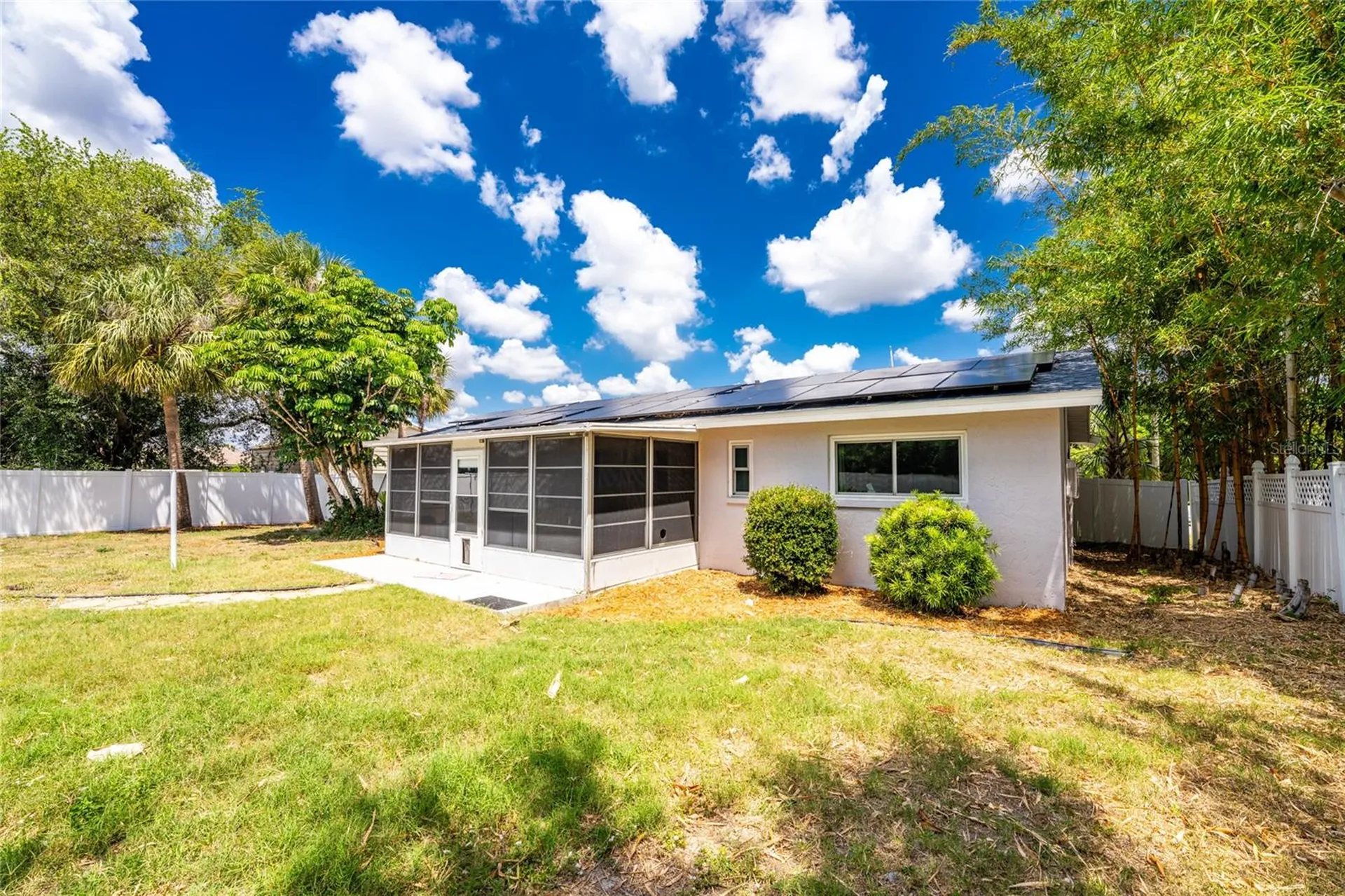 557 Magnolia Avenue NW Port Charlotte FL 33952