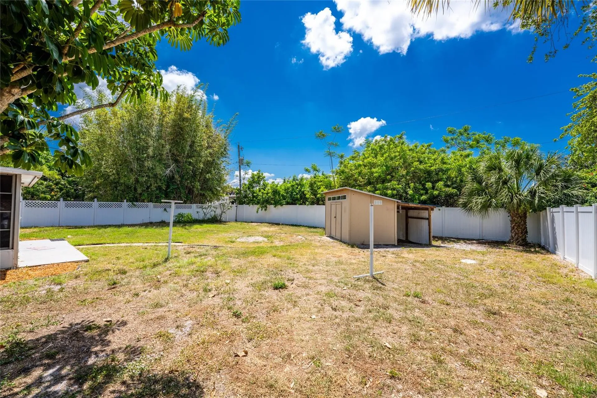 557 Magnolia Avenue NW Port Charlotte FL 33952