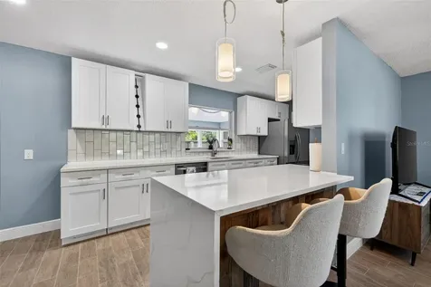 5810 Venetian Boulevard NE St Petersburg FL 33703