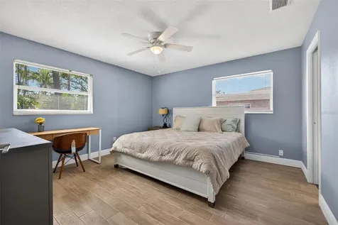 5810 Venetian Boulevard NE St Petersburg FL 33703
