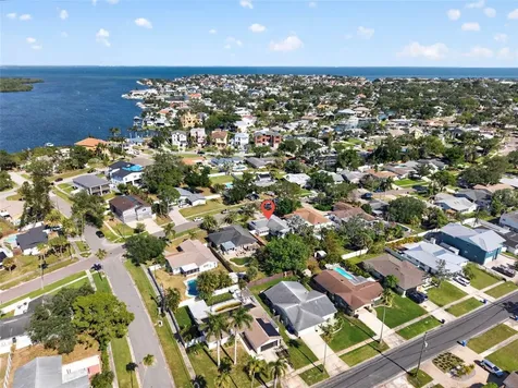 5810 Venetian Boulevard NE St Petersburg FL 33703