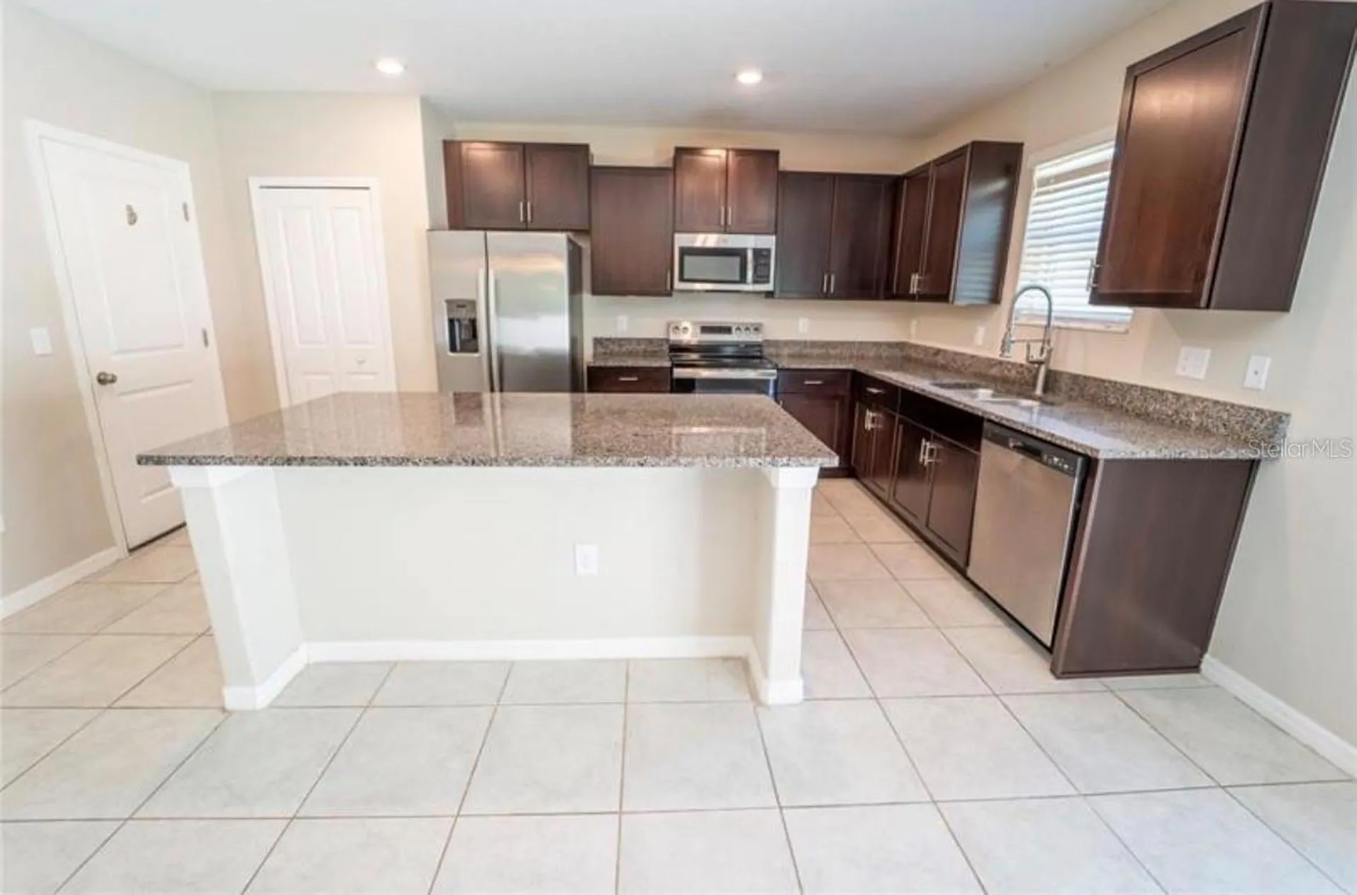 1863 Moon Cactus Court Ruskin FL 33570