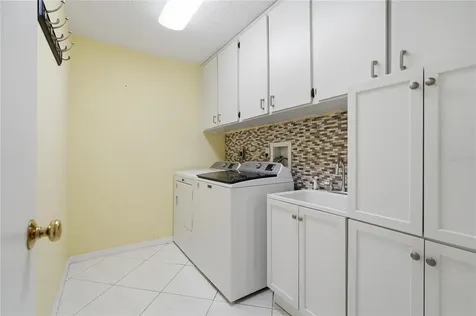 3071 Bolt Drive Palm Harbor FL 34685