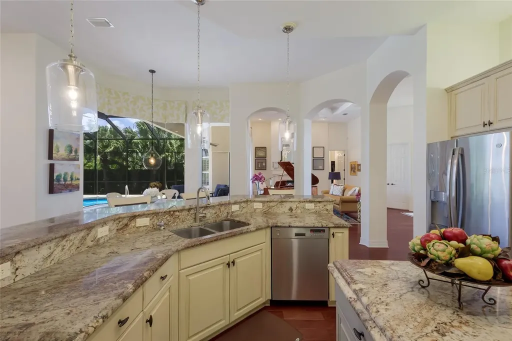 7207 Ashland Glen Lakewood Ranch FL 34202