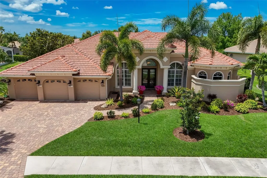 7207 Ashland Glen Lakewood Ranch FL 34202