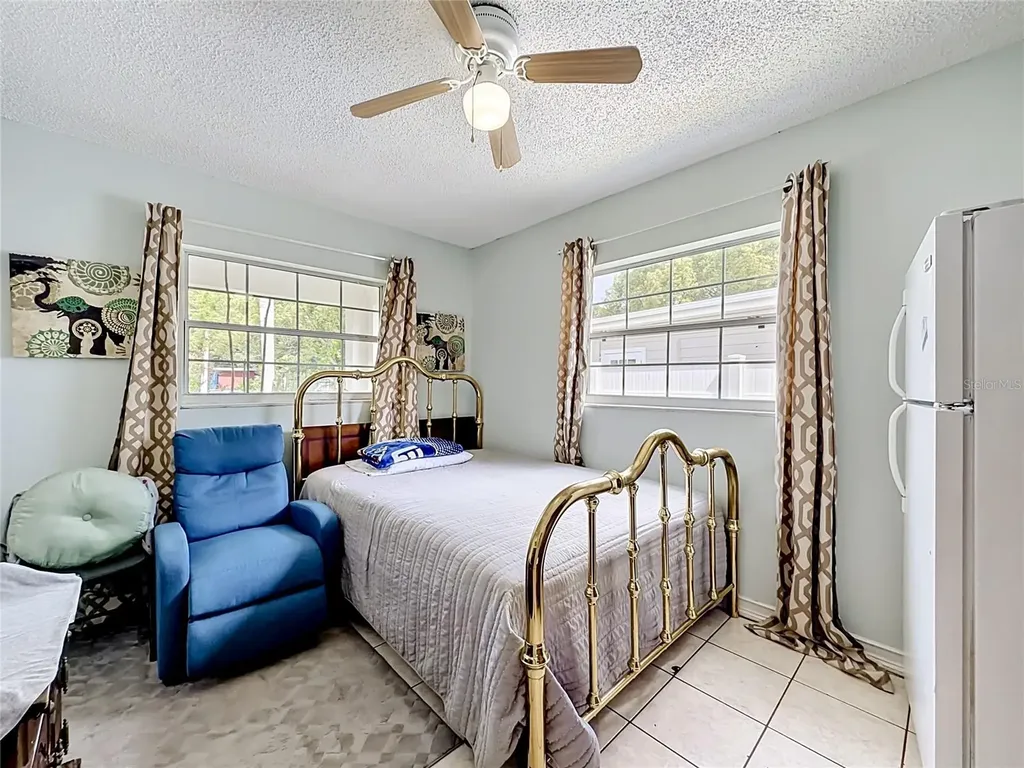 2705 Arc Drive Orlando FL 32826