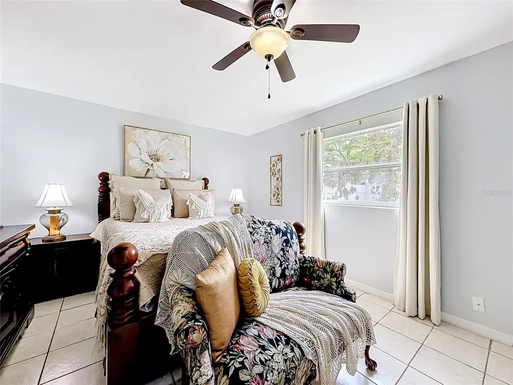 2705 Arc Drive Orlando FL 32826