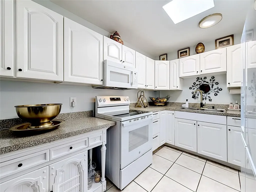 2705 Arc Drive Orlando FL 32826