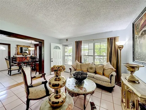 2705 Arc Drive Orlando FL 32826