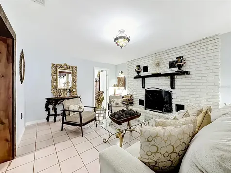 2705 Arc Drive Orlando FL 32826