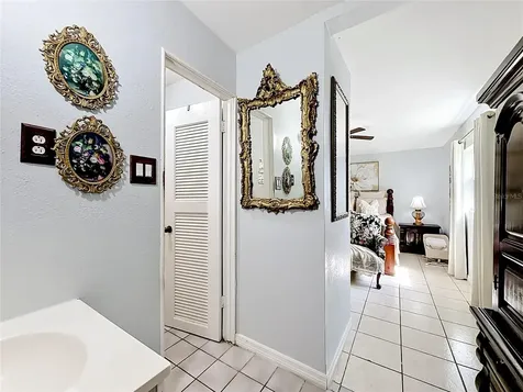2705 Arc Drive Orlando FL 32826