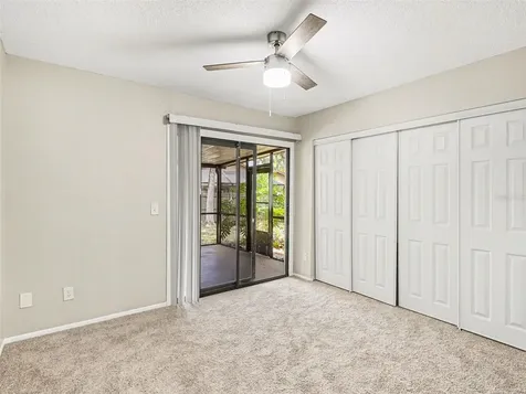 8211 Country Oaks Court Sarasota FL 34243