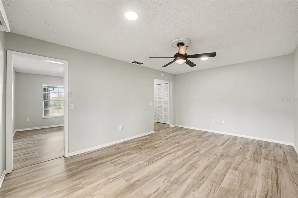 1234 Fairfax N Lakeland FL 33813