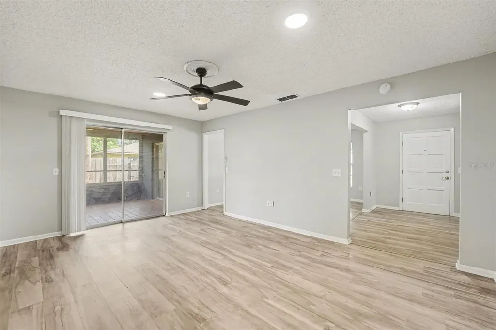 1234 Fairfax N Lakeland FL 33813