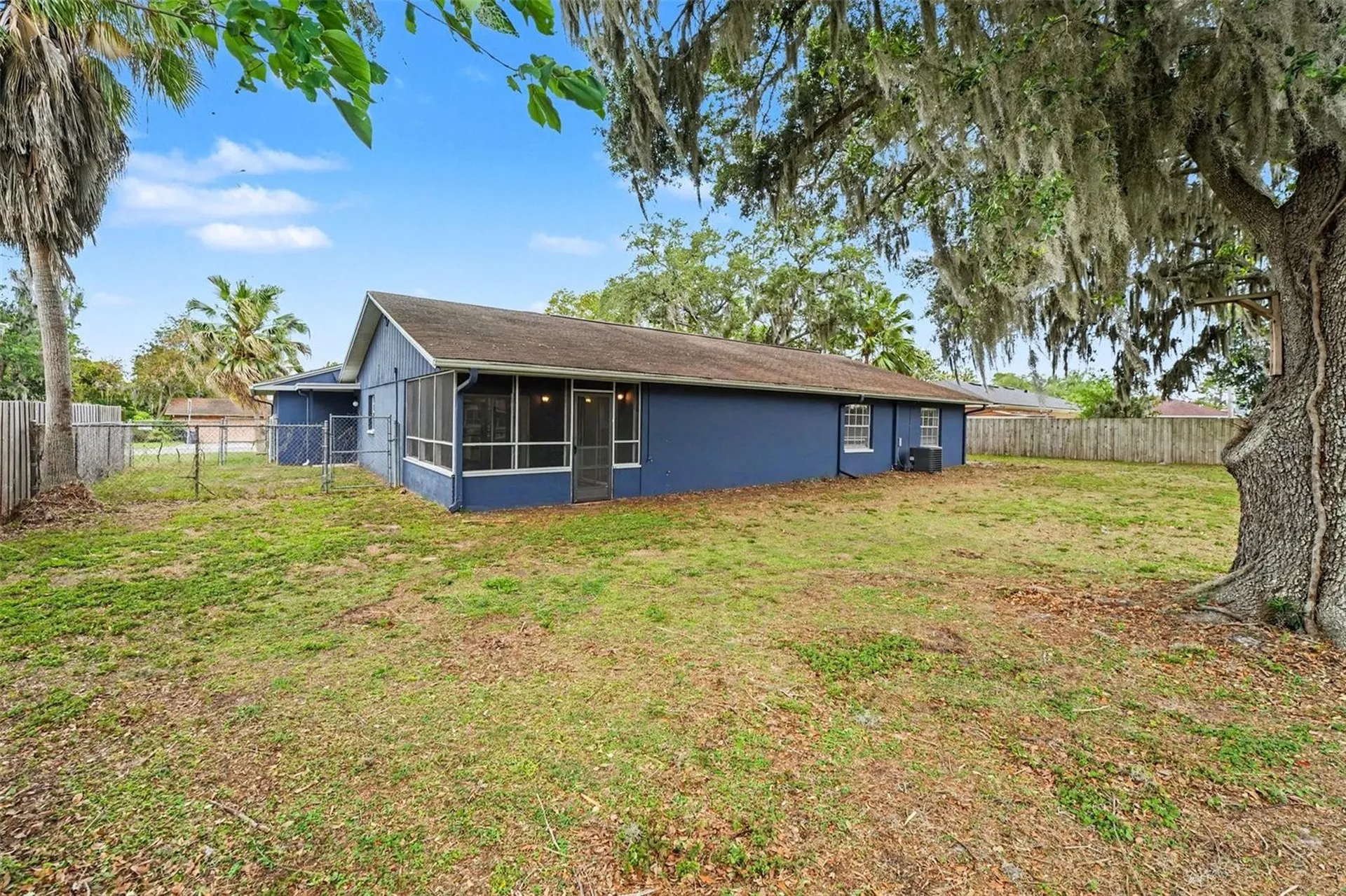 1234 Fairfax N Lakeland FL 33813