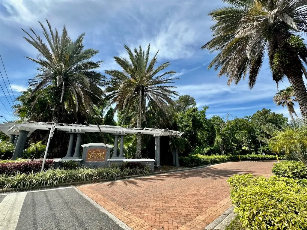 4332 S Kirkman Road Orlando FL 32811