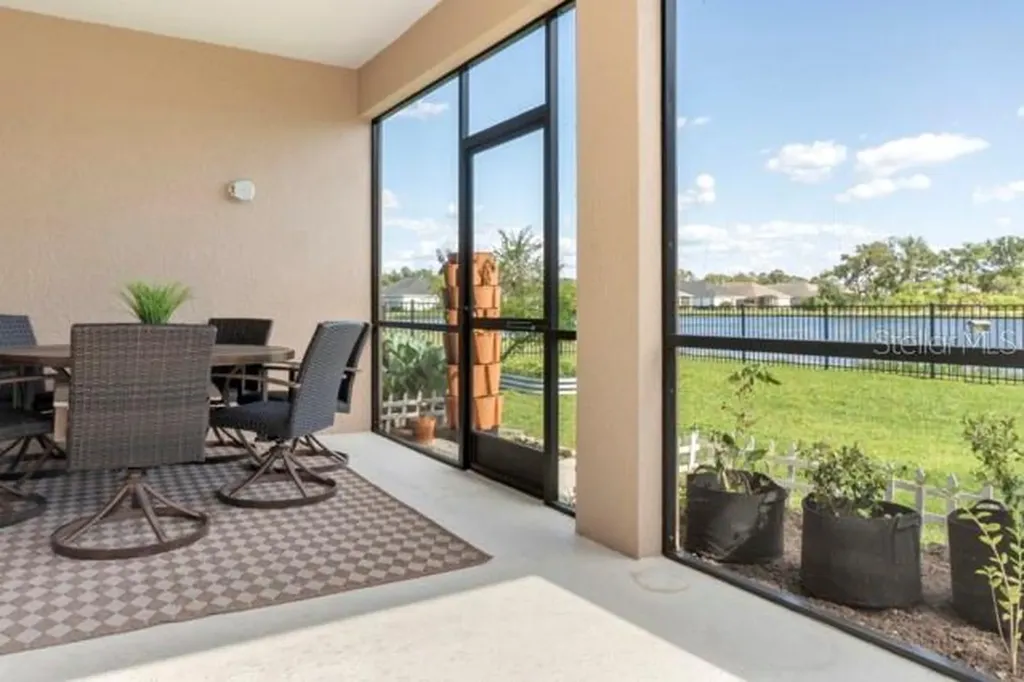 7657 Ridgelake Circle Bradenton FL 34203