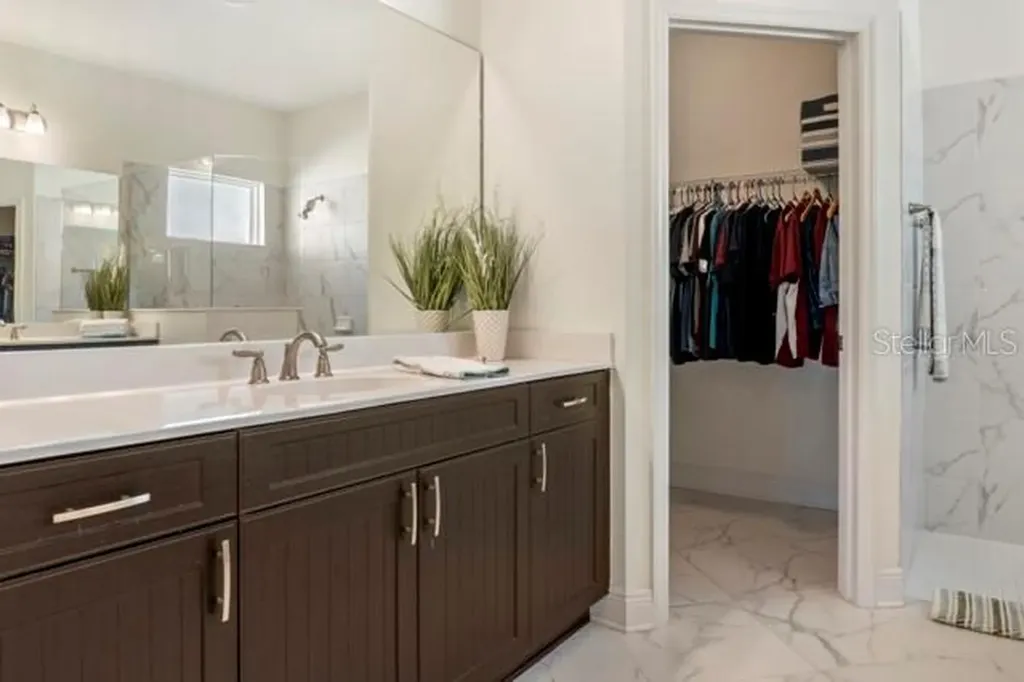 7657 Ridgelake Circle Bradenton FL 34203