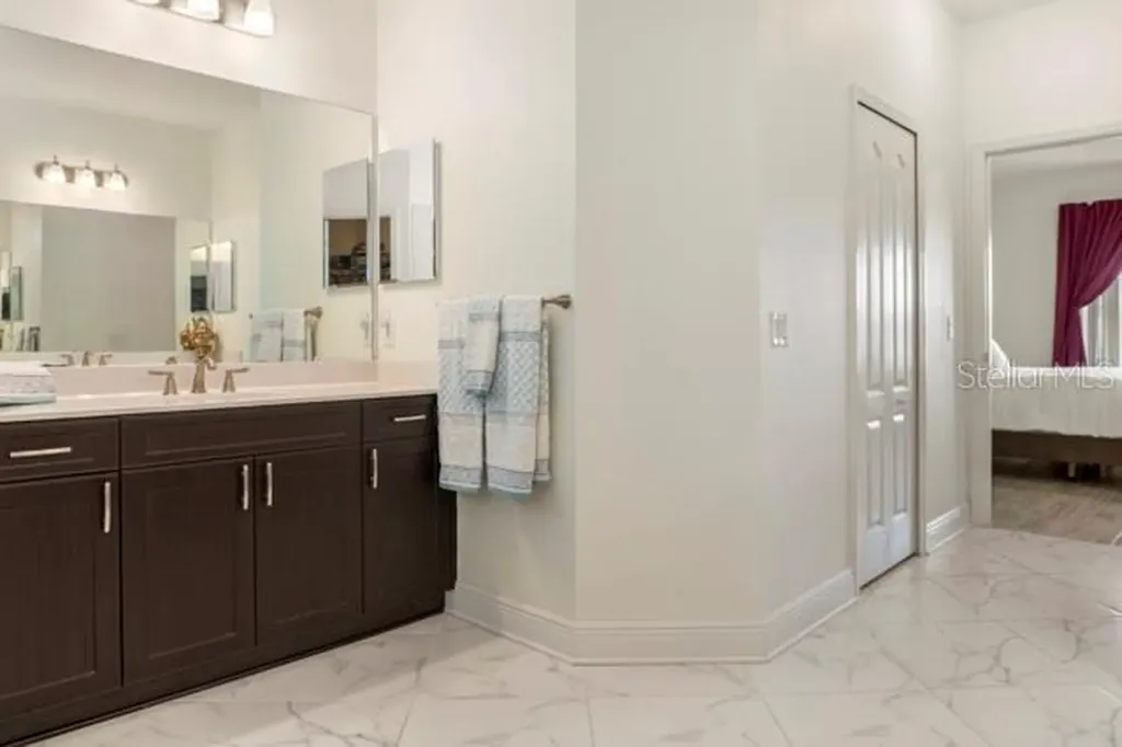 7657 Ridgelake Circle Bradenton FL 34203