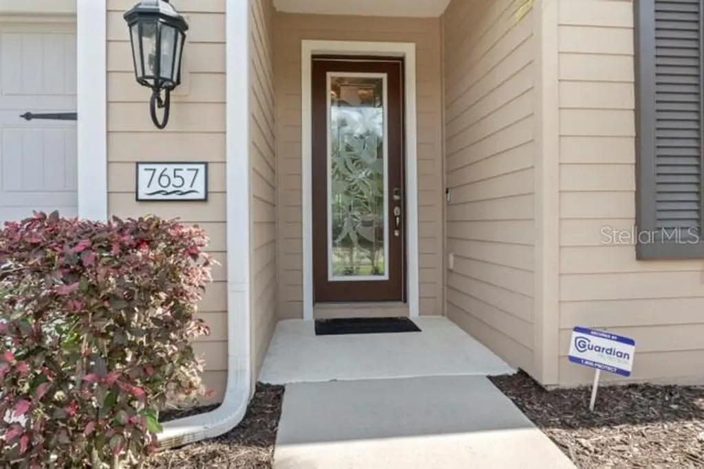 7657 Ridgelake Circle Bradenton FL 34203