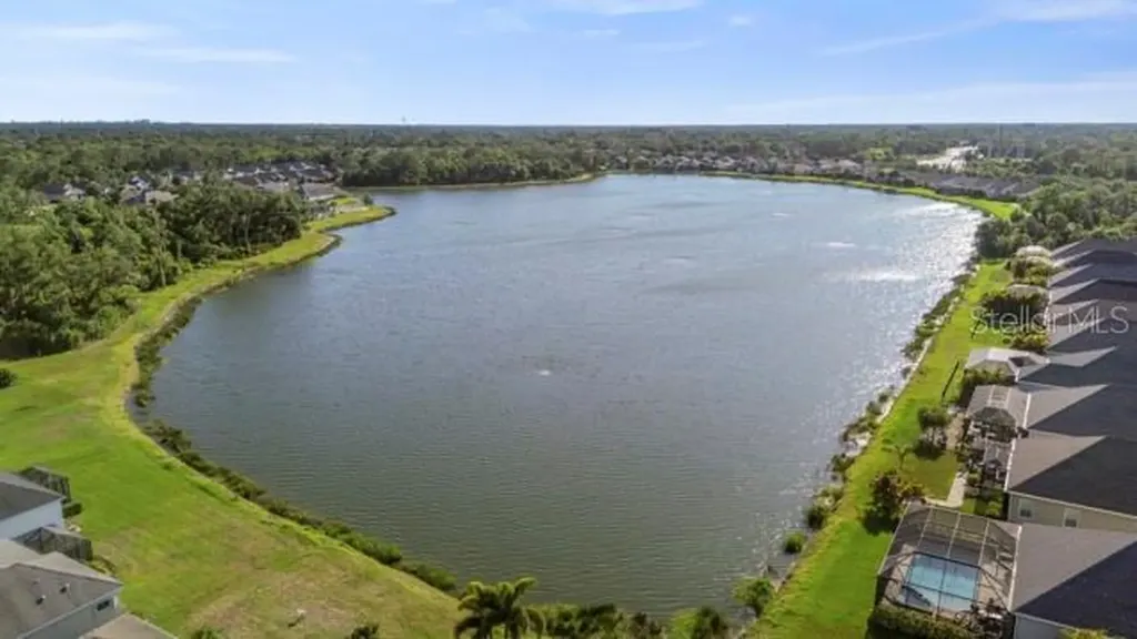 7657 Ridgelake Circle Bradenton FL 34203