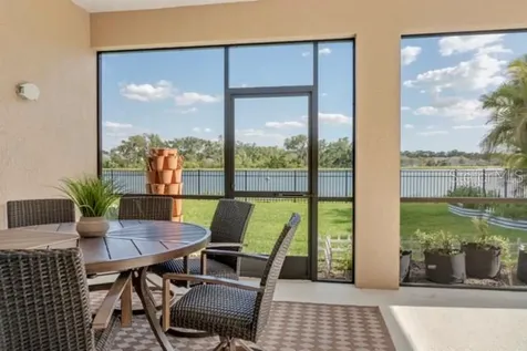7657 Ridgelake Circle Bradenton FL 34203
