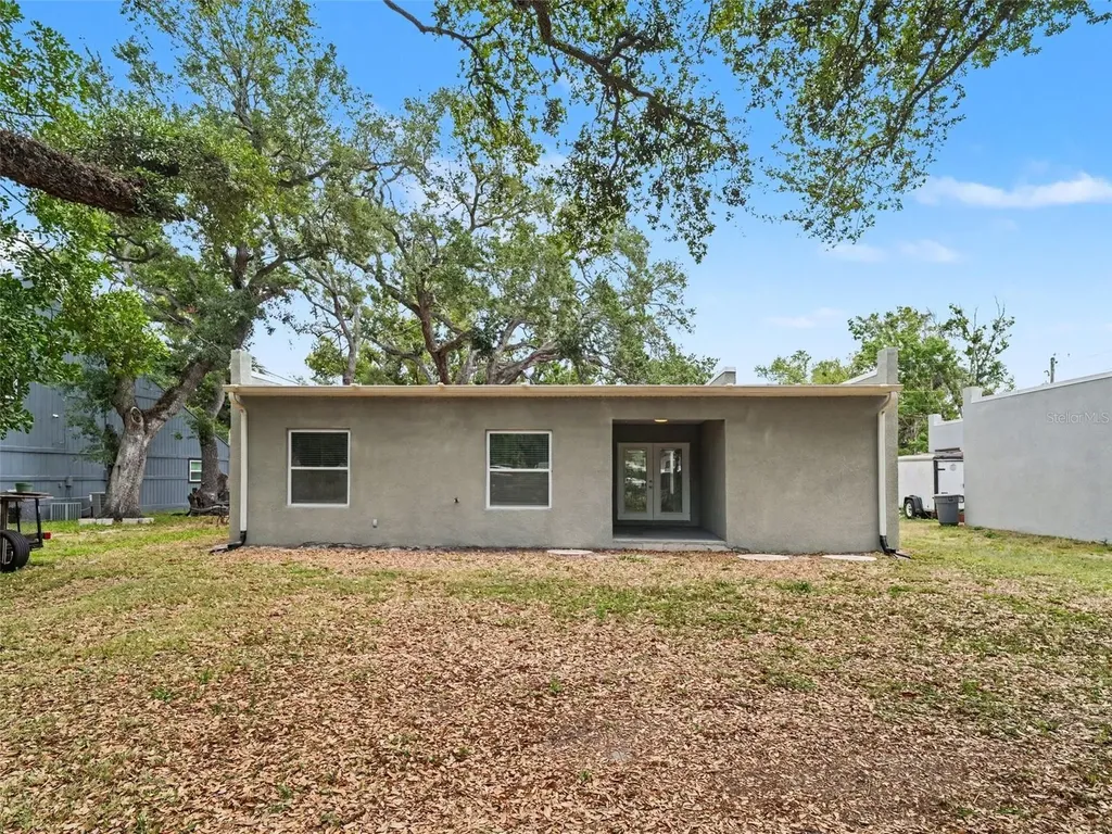 810 21st Street E Bradenton FL 34208