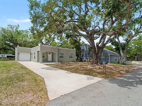810 21st Street E Bradenton FL 34208