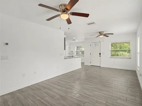 810 21st Street E Bradenton FL 34208