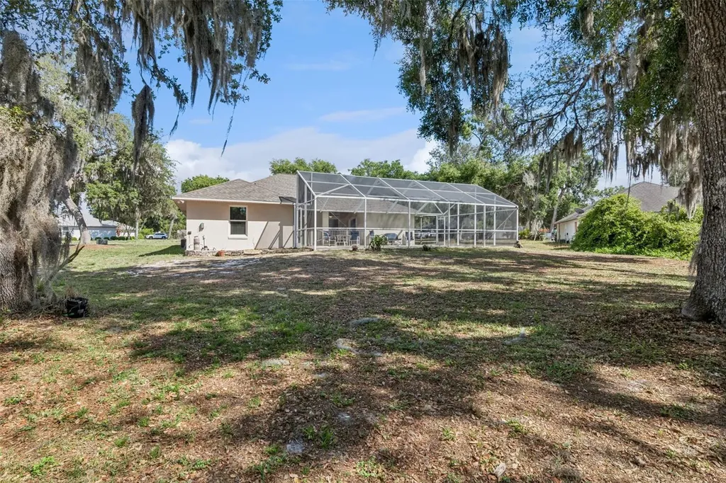 35401 Willow Circle Fruitland Park FL 34731