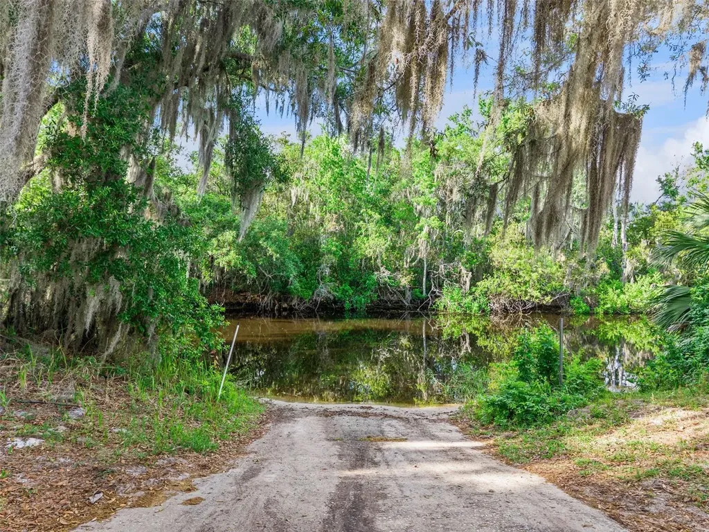 35401 Willow Circle Fruitland Park FL 34731