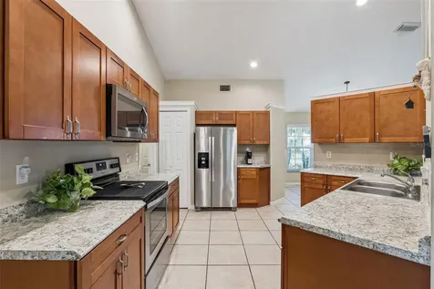 35401 Willow Circle Fruitland Park FL 34731