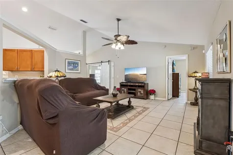 35401 Willow Circle Fruitland Park FL 34731