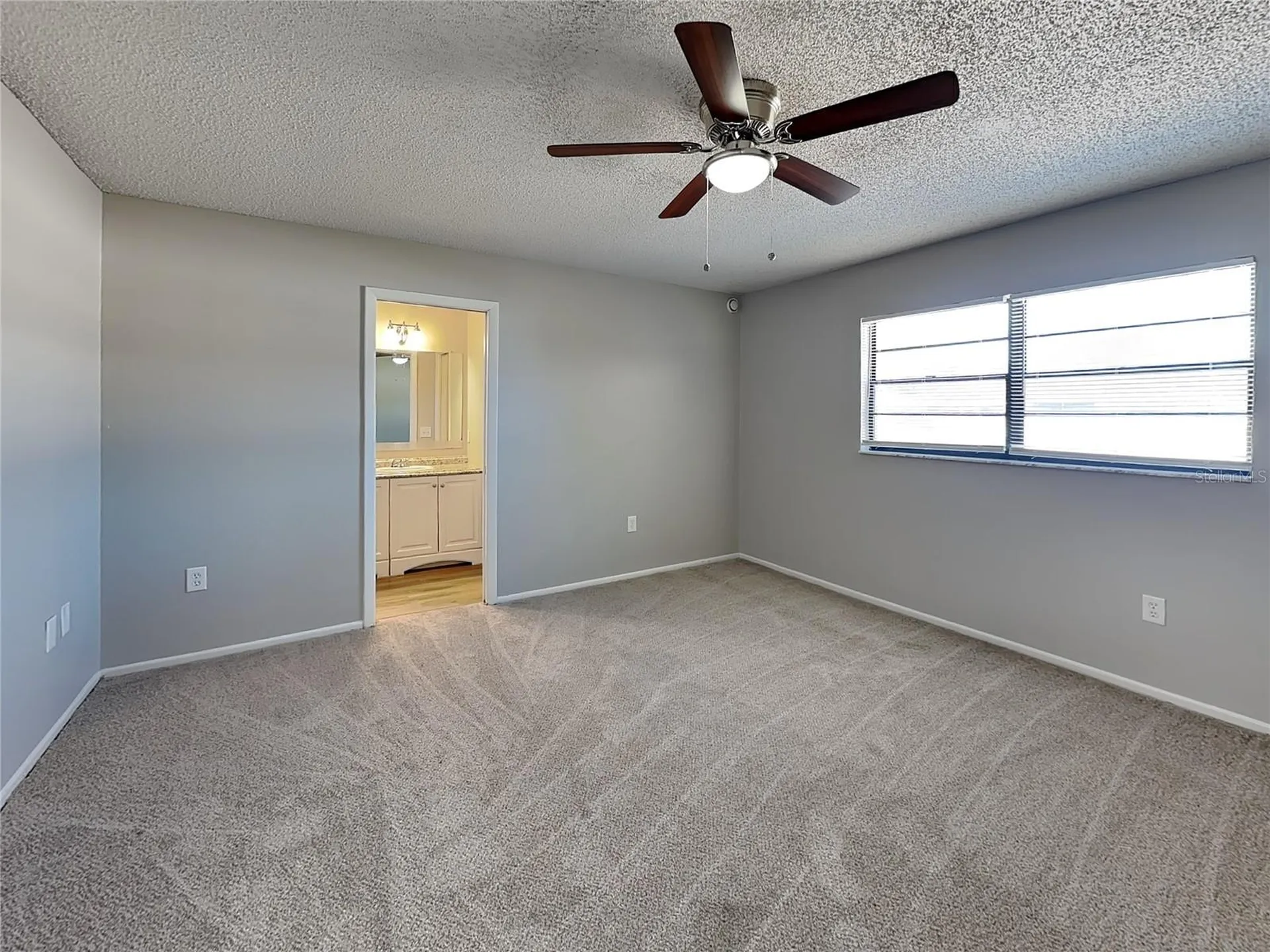 Spring Hill FL 34609