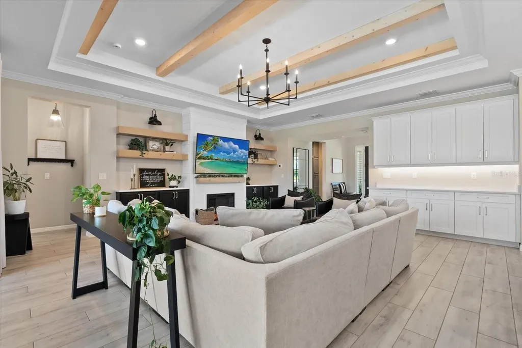 9293 Tequila Sunrise Drive Sarasota FL 34241