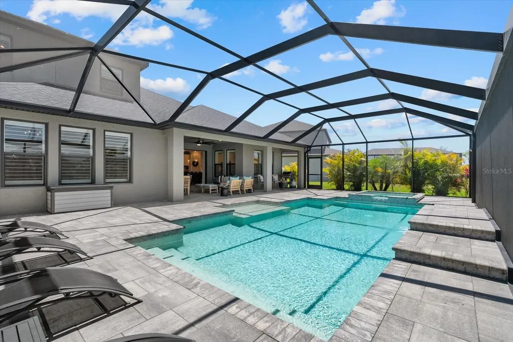 9293 Tequila Sunrise Drive Sarasota FL 34241