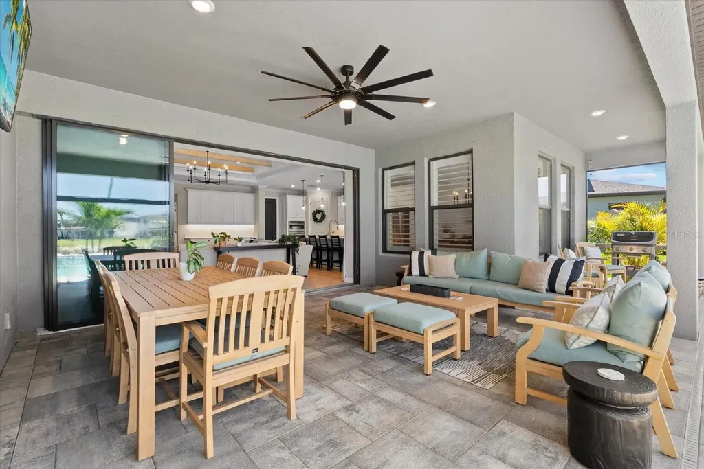 9293 Tequila Sunrise Drive Sarasota FL 34241